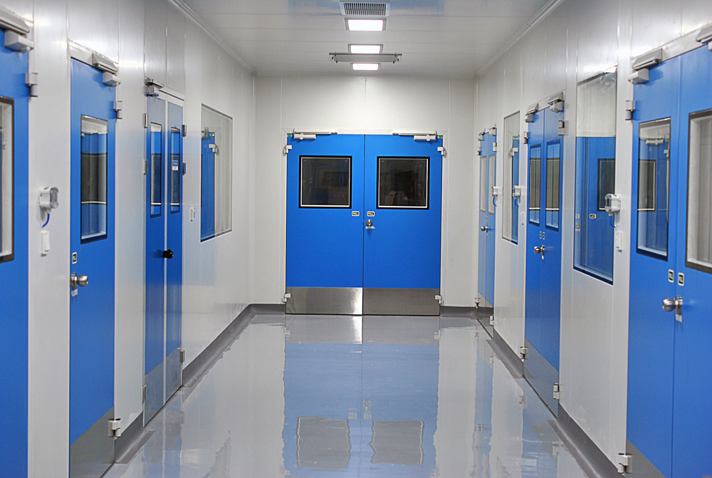 The Connection Between Cleanroom Doors and Airflow Management